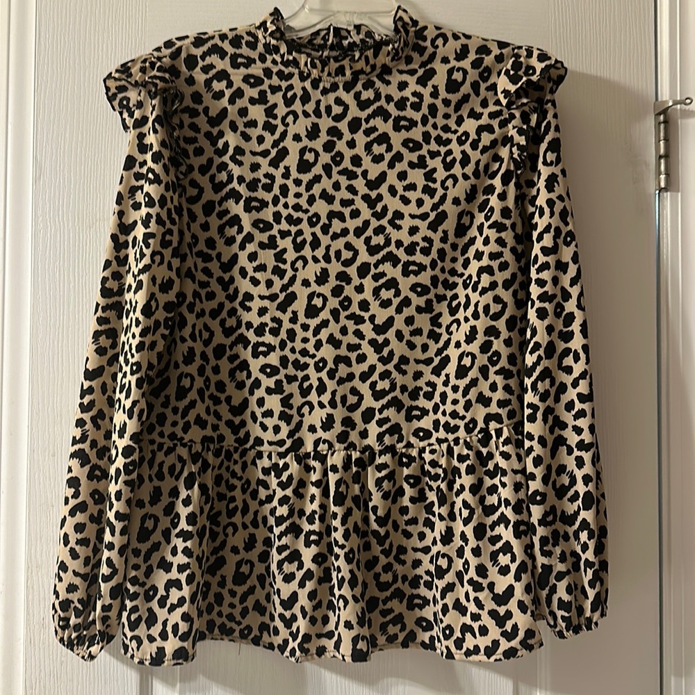 Shein Size Medium leopard print